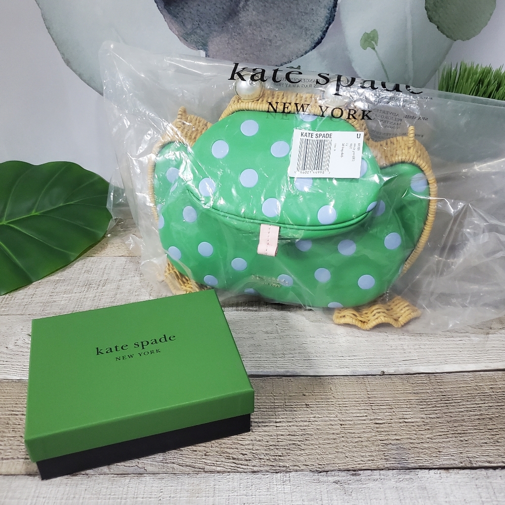 KATE SPADE | Lily Polka Dot Wicker 3D Frog Crossbody w/ Card Holder 2-pc Set - Picture 5 of 13